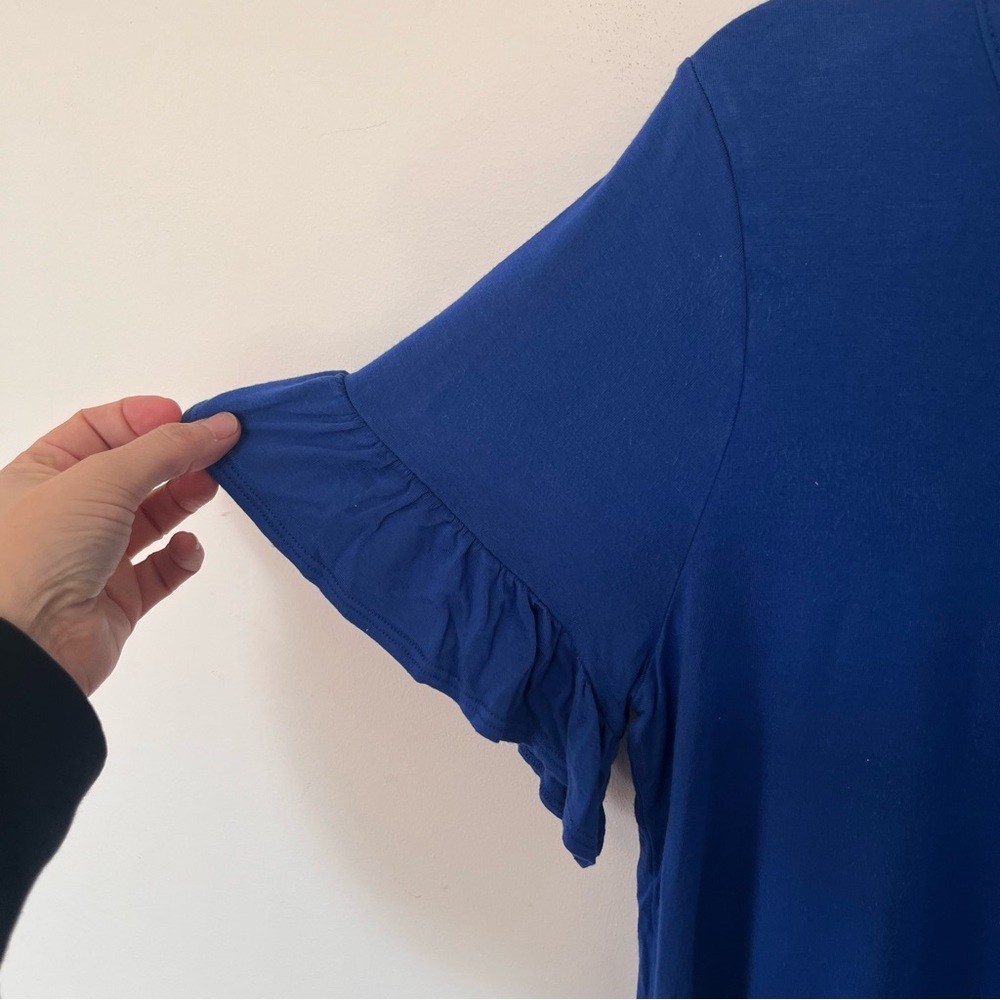 Royal Blue Flutter Sleeve Top Large Rayon Blend Soft Stretch - Picture 6 of 6